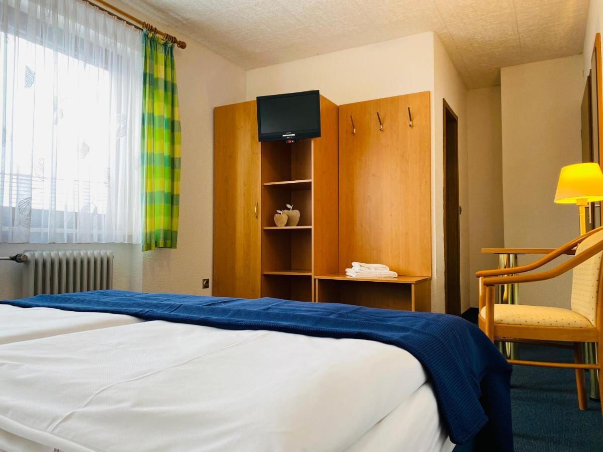 Zum Goldenen Adler Hotel Pfarrweisach ภายนอก รูปภาพ