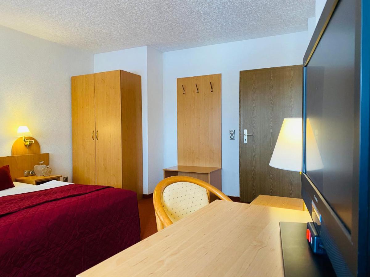 Zum Goldenen Adler Hotel Pfarrweisach ภายนอก รูปภาพ