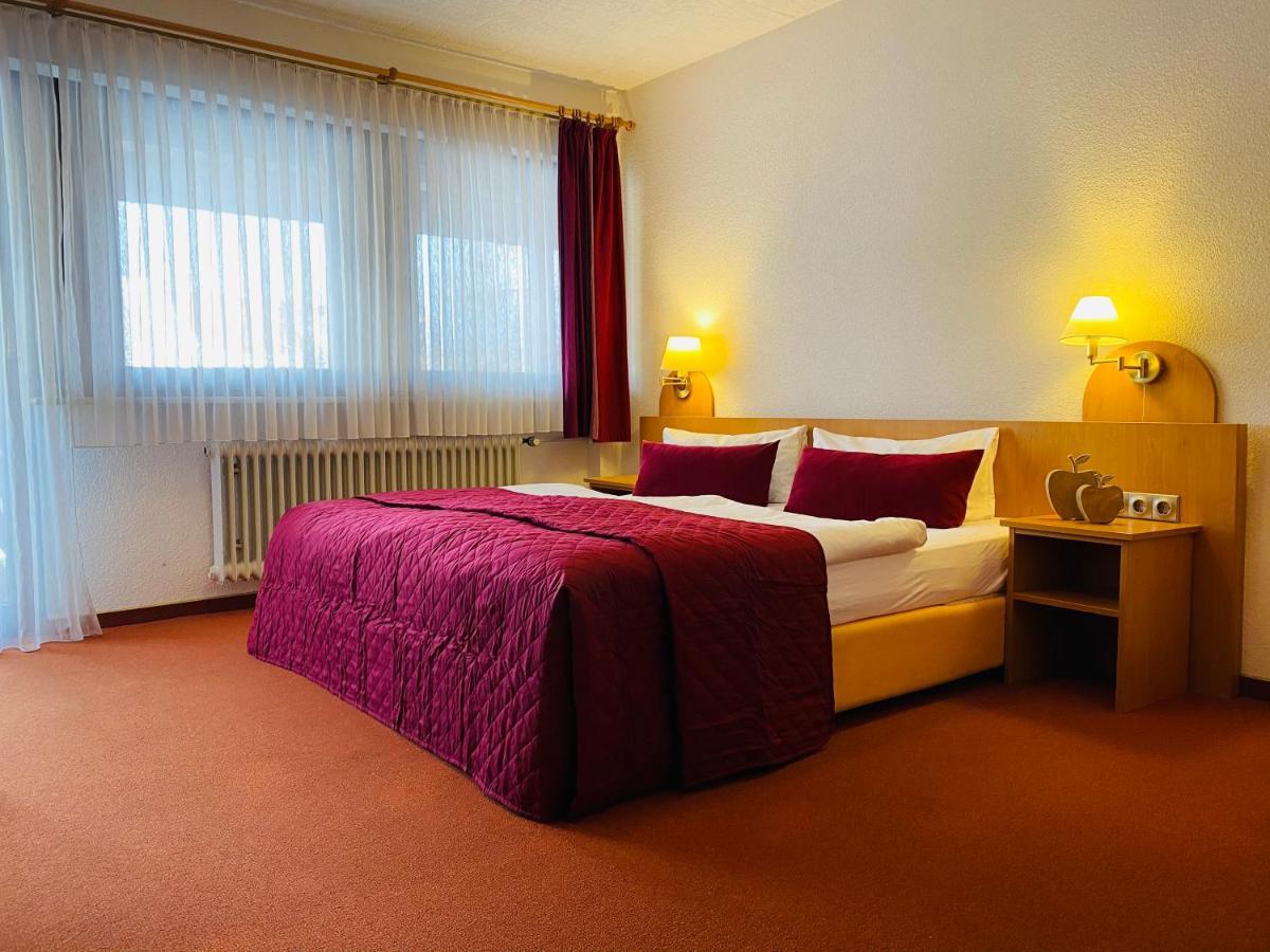 Zum Goldenen Adler Hotel Pfarrweisach ภายนอก รูปภาพ